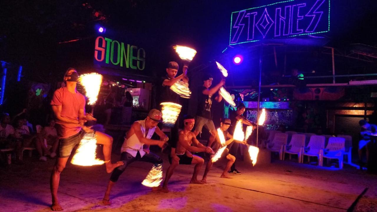 Stones Bar Dorm Rooms Koh Phi Phi Екстериор снимка